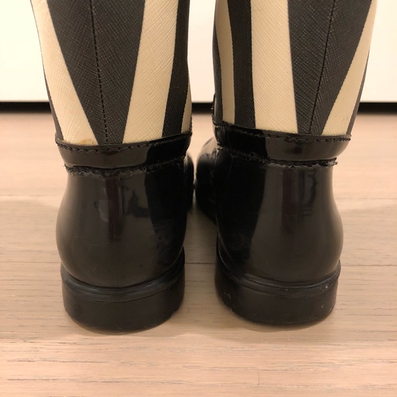 Dolce&Gabanna striped patent rainboots - Picture 5 of 8